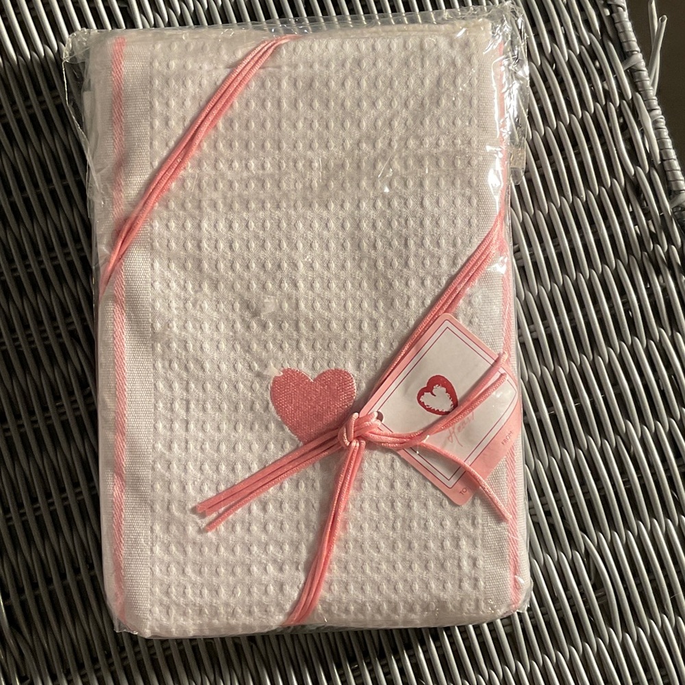 Pink Heart Embellished White Baby Blanket